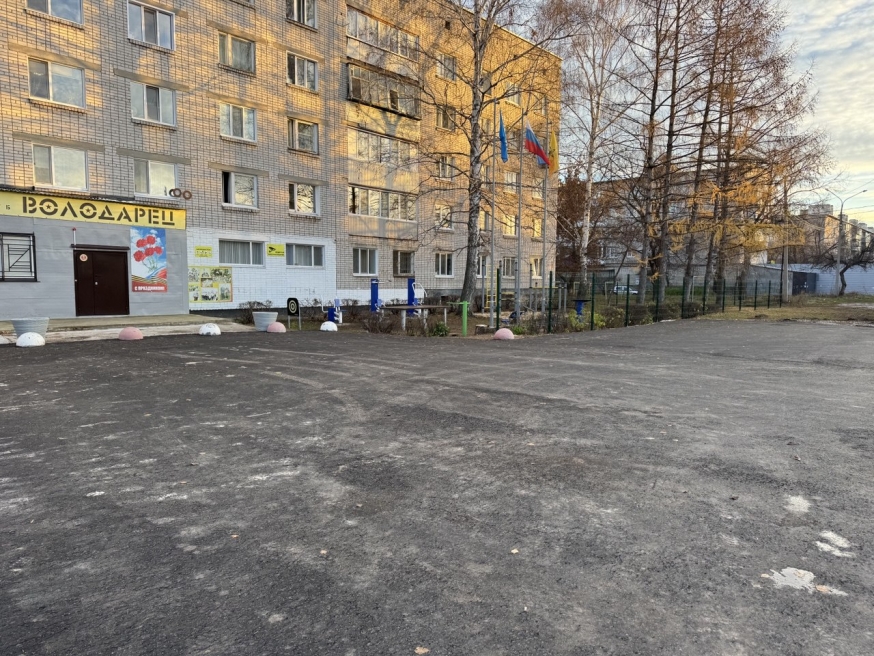 Территория спортивного клуба преобразилась в рамках &laquo;Комфортной городской среды&raquo;